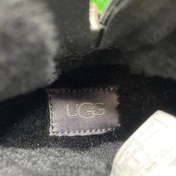 UGG CA805 Classic Weather Black Suede Waterproof Snow Boots Men\'s SZ 5